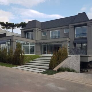 Obra em condomínio residencial